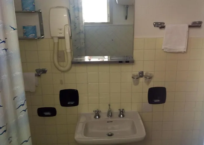 Katia オルトーナ